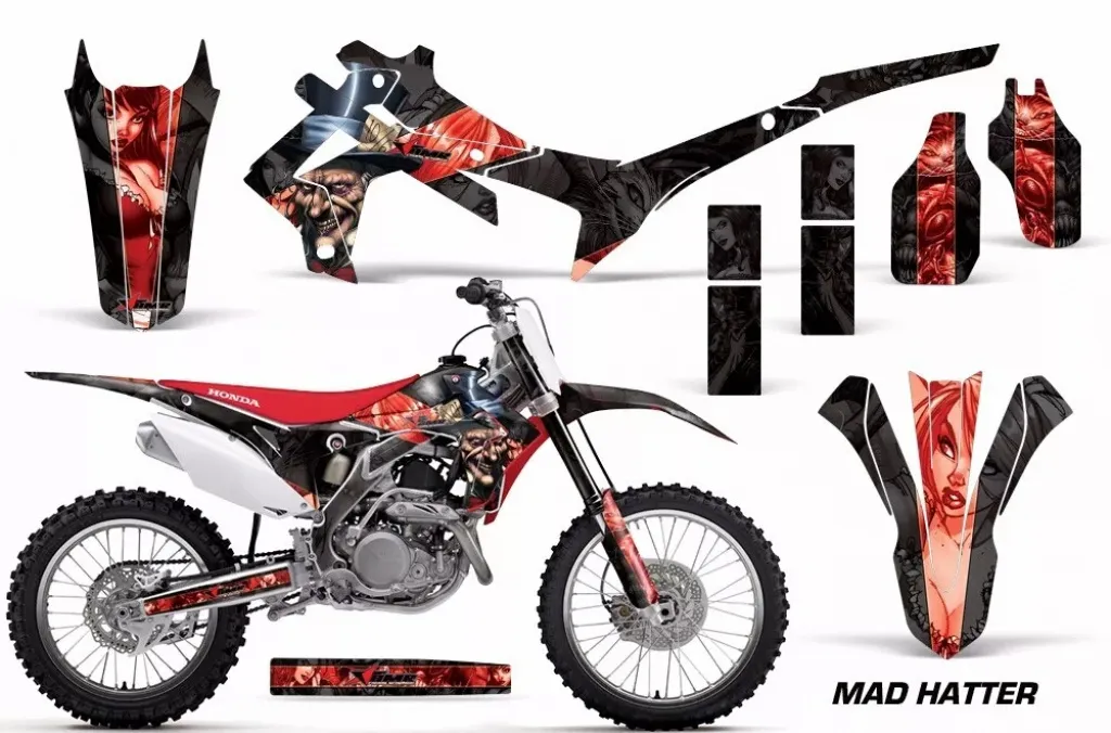 Mad Hatter Hintergrund = Schwarz, Designfarbe = Rot ohne Nummernfeldern für Honda CRF450R 2013-2016