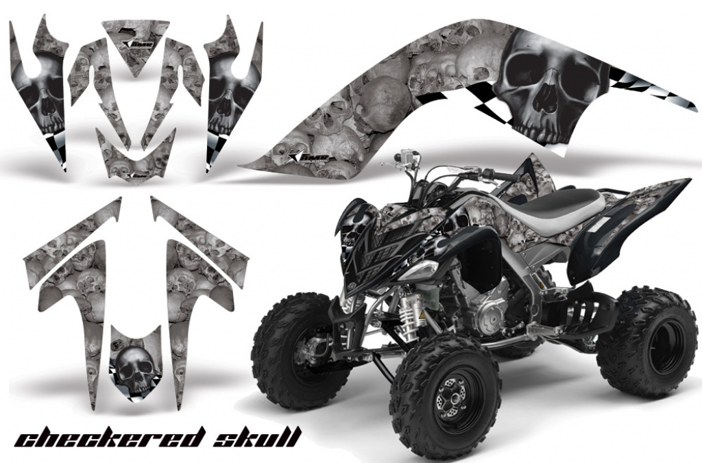 Checkered Skull Hintergrund = Silver, Designfarbe = Schwarz für Yamaha Raptor YFM 700 2006-2012