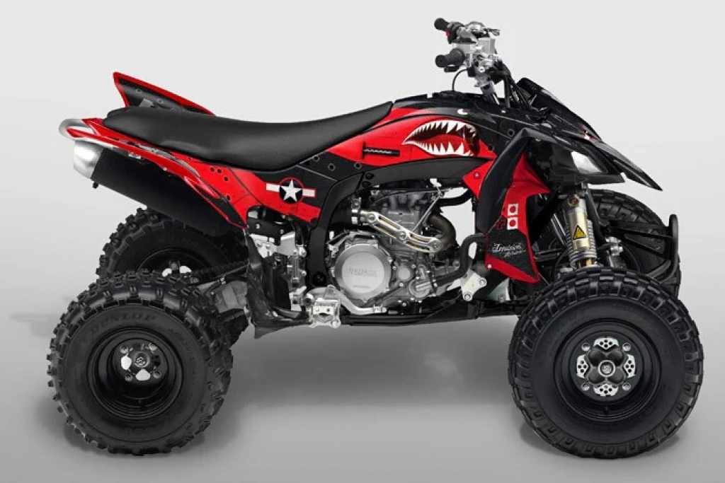 War Machine Hintergrund = Schwarz, Designfarbe = Rot für Yamaha YFZ 450R 2009-2013