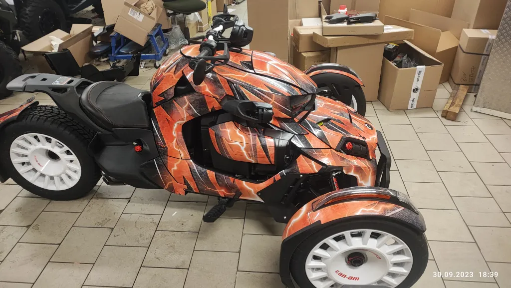 Metal Thunder Design color = Orange for CAN-AM Ryker Rally 2022+