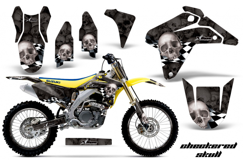 Checkered Skull Hintergrund = Schwarz, Designfarbe = Silber mit Nummernfeldern für Suzuki RMZ 450 2005-2006