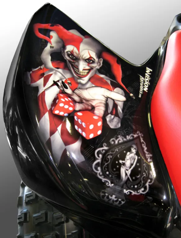 Joker Hintergrund Schwarz, Jokerfarbe Rot-Weiß für Honda TRX 700xx