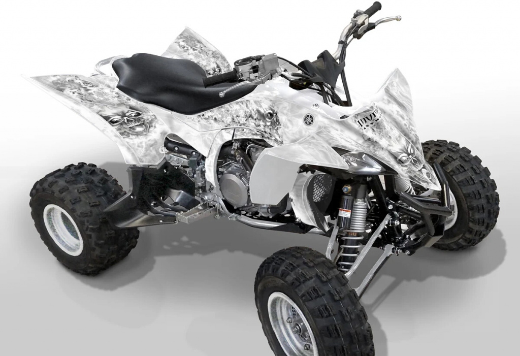Beispiel für die Farben, Nitro Weiß, Feuerfarbe = Dekorfarbe für Yamaha YFZ 450R up 2014+